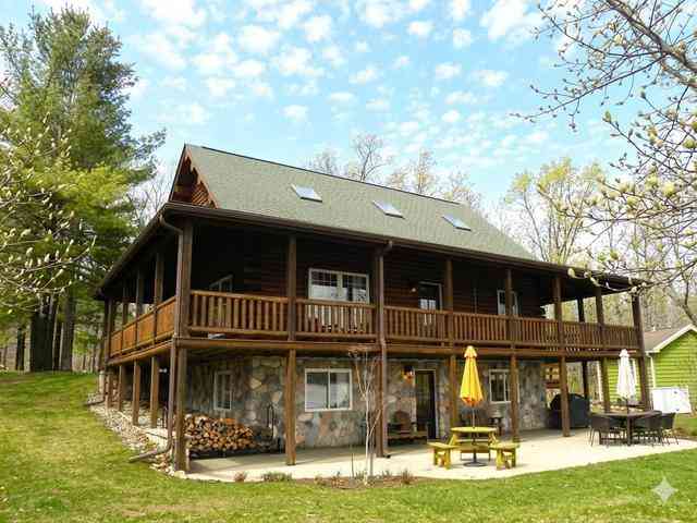 Homes For Sale - 16211 Pretty Lake Drive<br/> Mecosta County, Mecosta, MI 49332