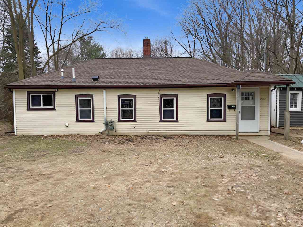 Homes For Sale - 207 N Osmun Street<br/> Montcalm County, Greenville, MI 48838
