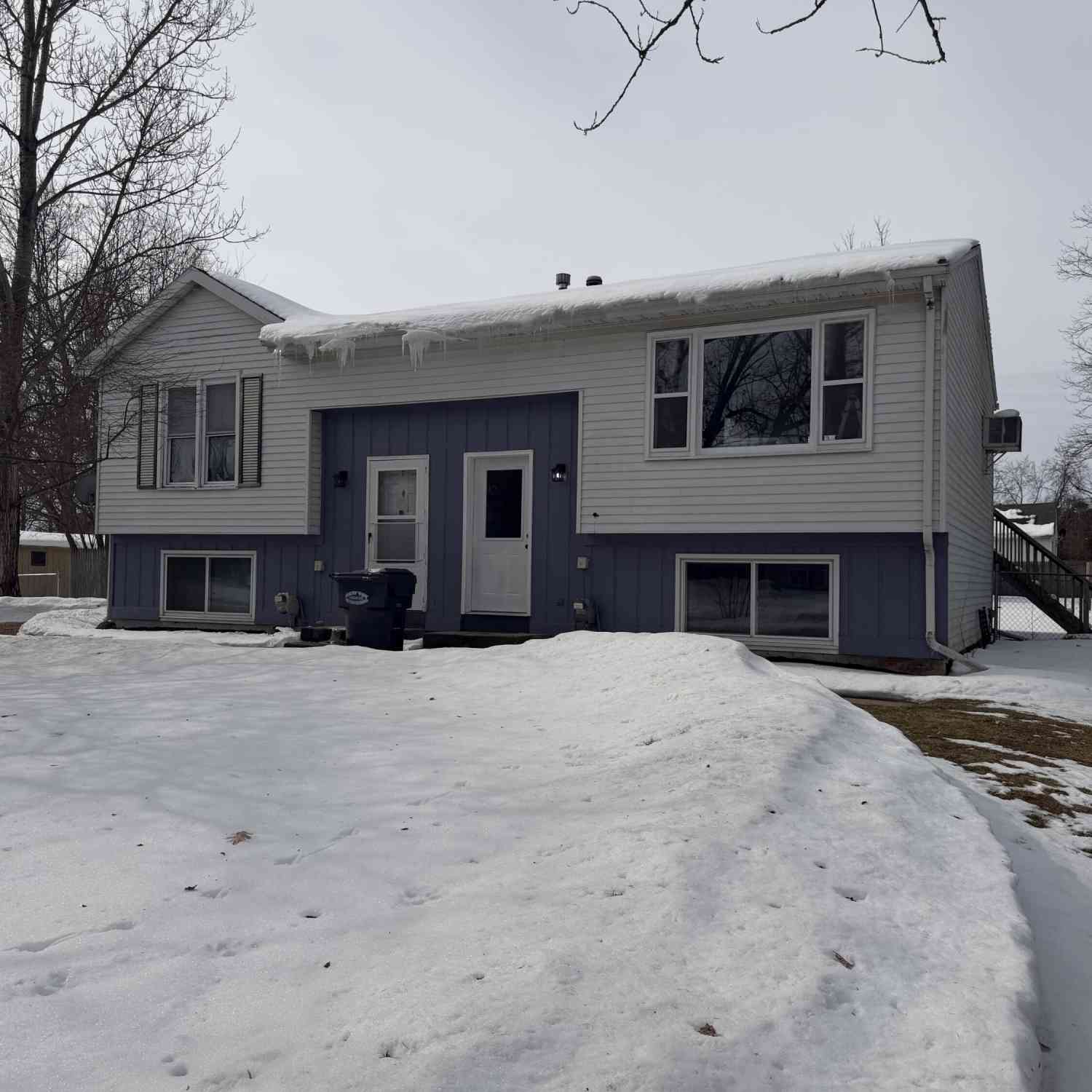 Homes For Sale - 57704 Rumshire Drive<br/> Mattawan, MI 49071