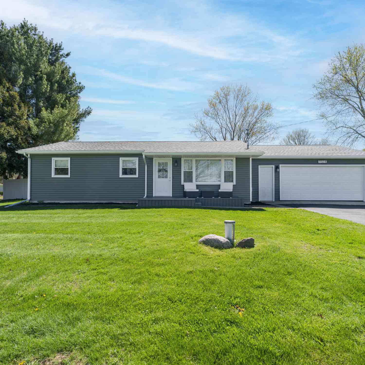 Homes For Sale - 9514 Huntington Road<br/> Battle Creek, MI 49017