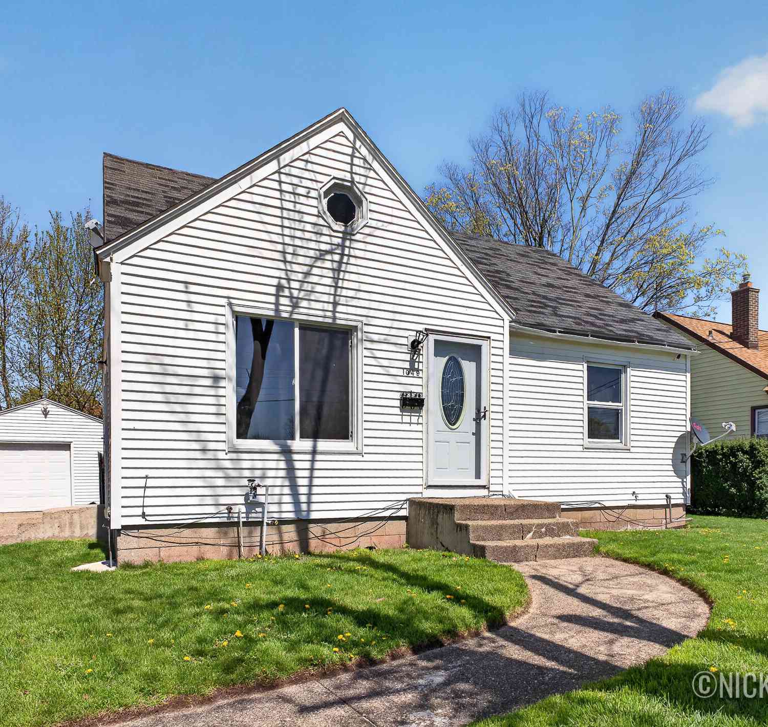 Homes For Sale - 1049 Buckingham Street<br/> Wyoming, MI 49509