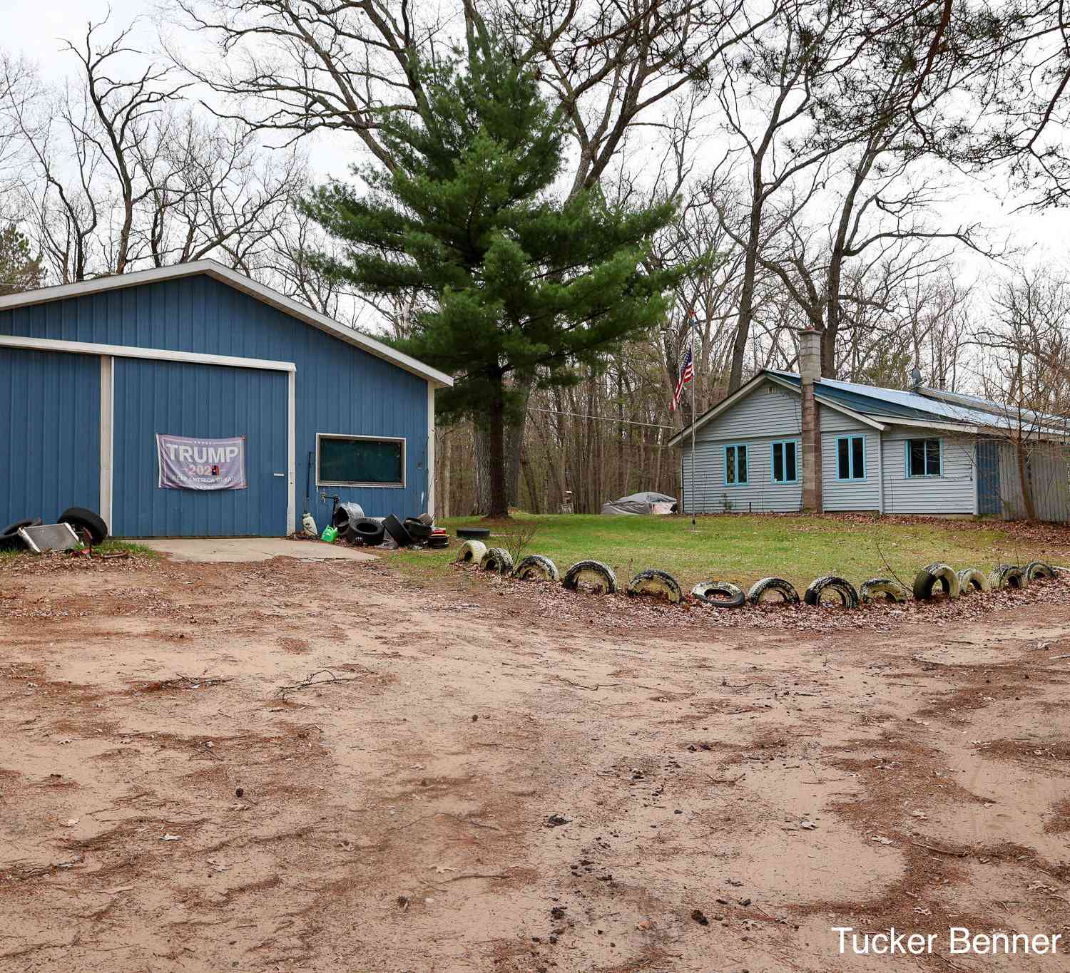 Homes For Sale - 7074 Holton-duck Lake Road<br/> Holton, MI 49425