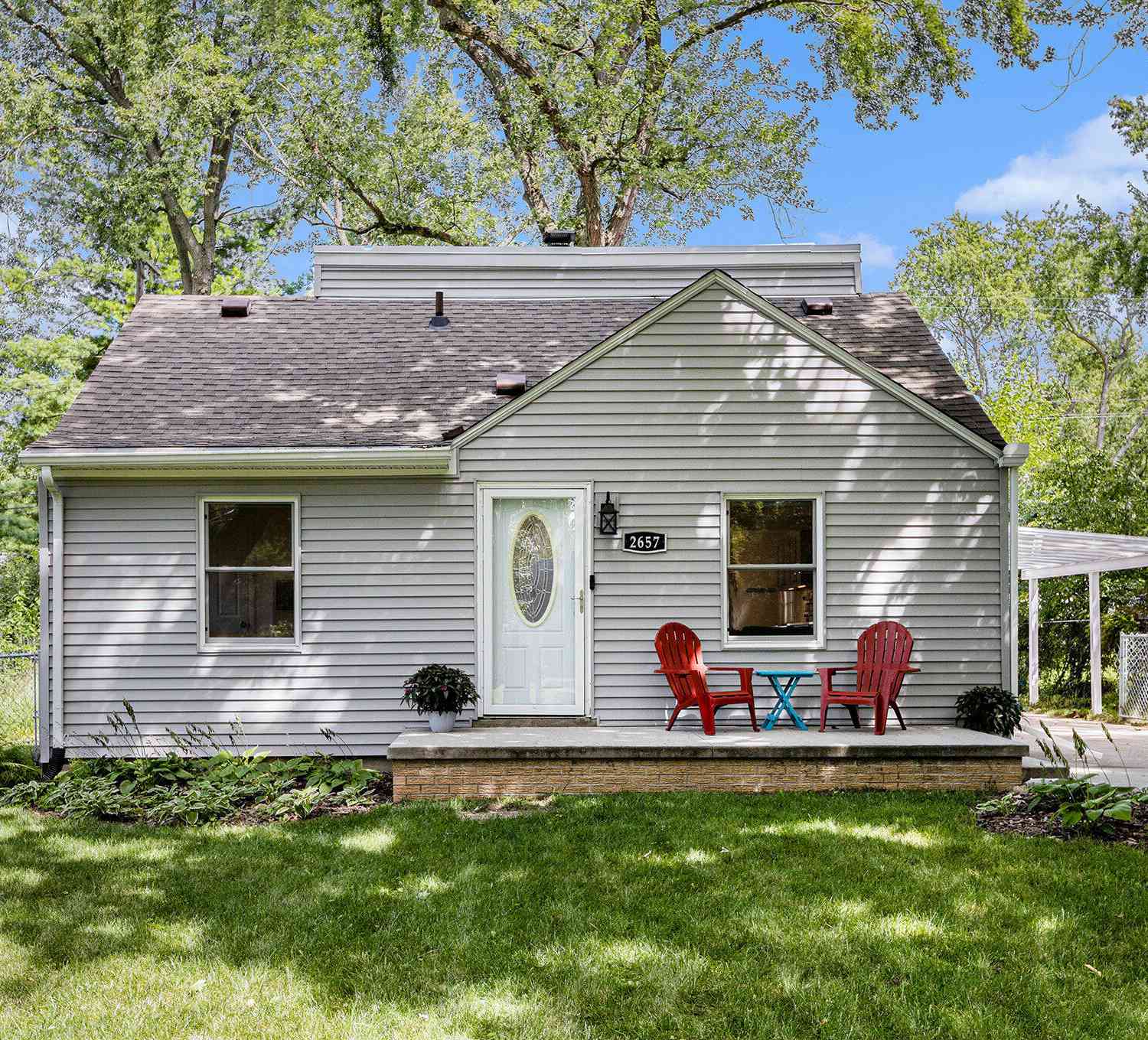 Homes For Sale - 2657 Elmwood Avenue<br/> Ann Arbor, MI 48104