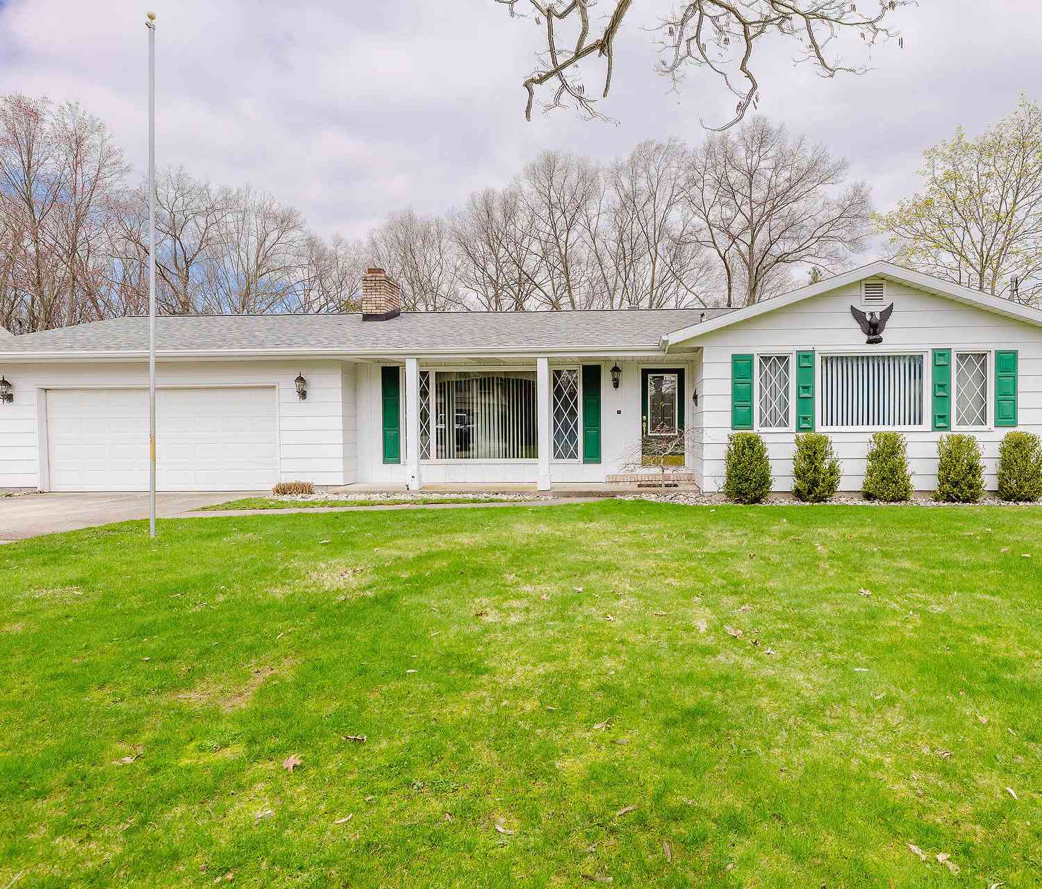 Homes For Sale - 4236 W White Lake Drive<br/> Whitehall, MI 49461