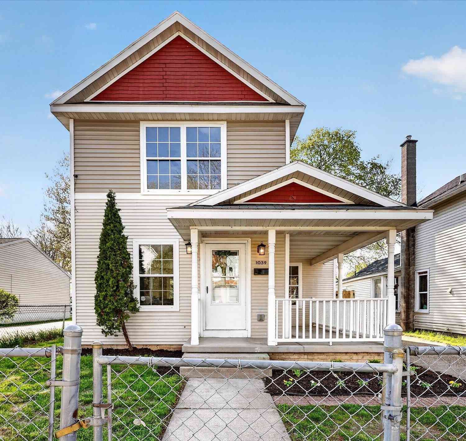 Homes For Sale - 1039 Cass Avenue<br/> Grand Rapids, MI 49507