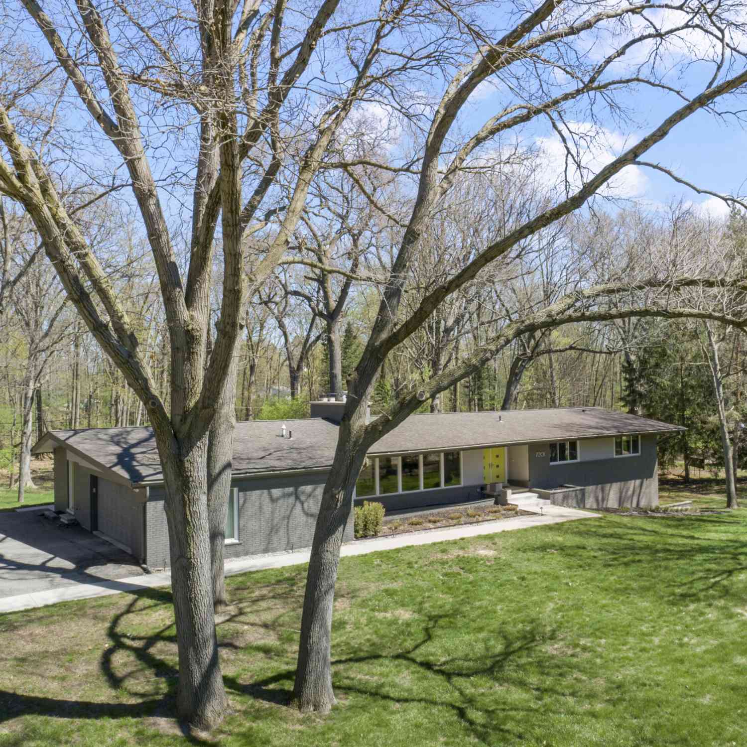 Homes For Sale - 7201 Bingham Road<br/> Bloomfield Hills, MI 48301