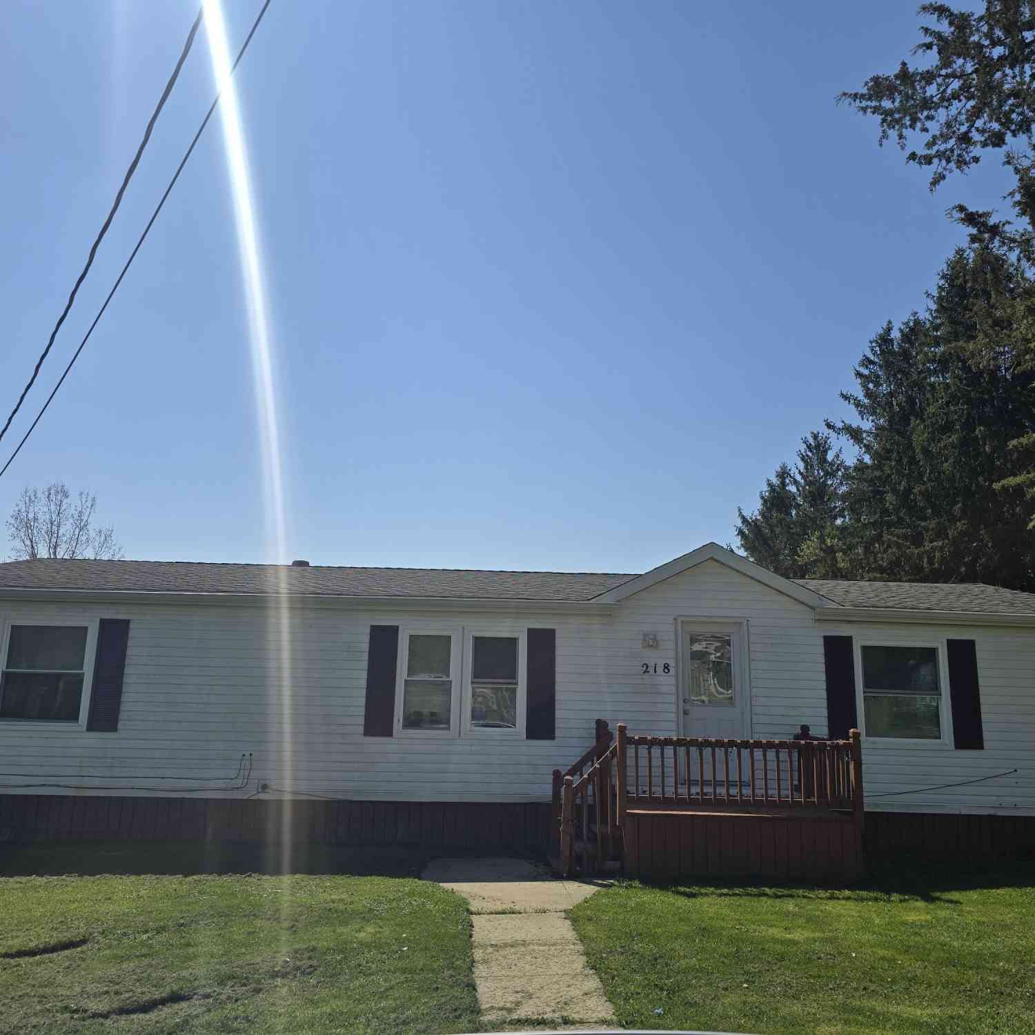 Mobile Home For Sale - 218 E Lake Street<br/> Montcalm County, Crystal, MI 48818