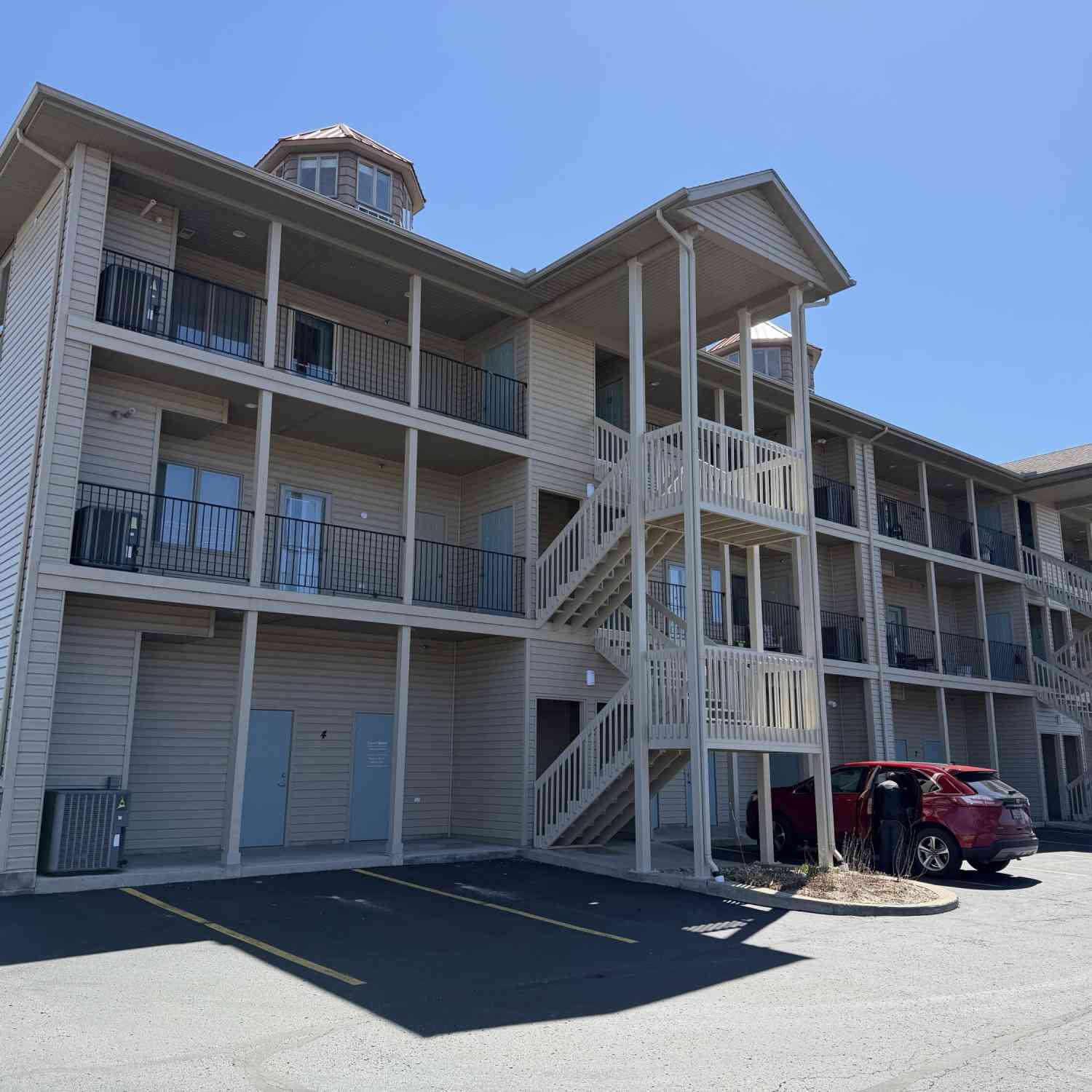 Condo For Sale - 540 W Lake Street #12<br/> Iosco County, Tawas City, MI 48763
