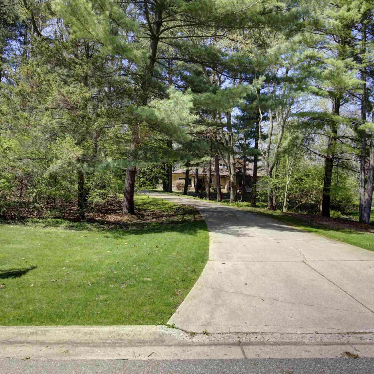Homes For Sale - 3678 W Primilia Lane<br/> Jackson, MI 49201