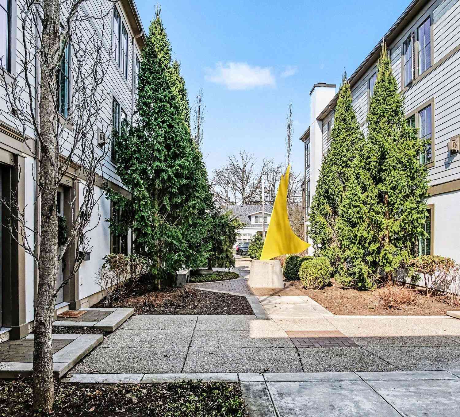 Condo For Sale - 694 Croswell Avenue<br/> Grand Rapids, MI 49506