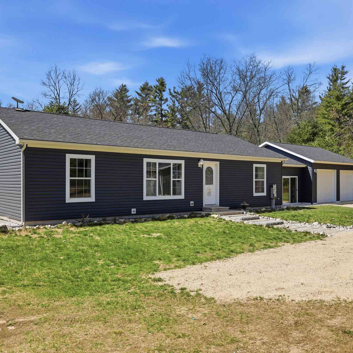 Mobile Home For Sale - 4853 Newcosta Avenue<br/> Newaygo County, Newaygo, MI 49337