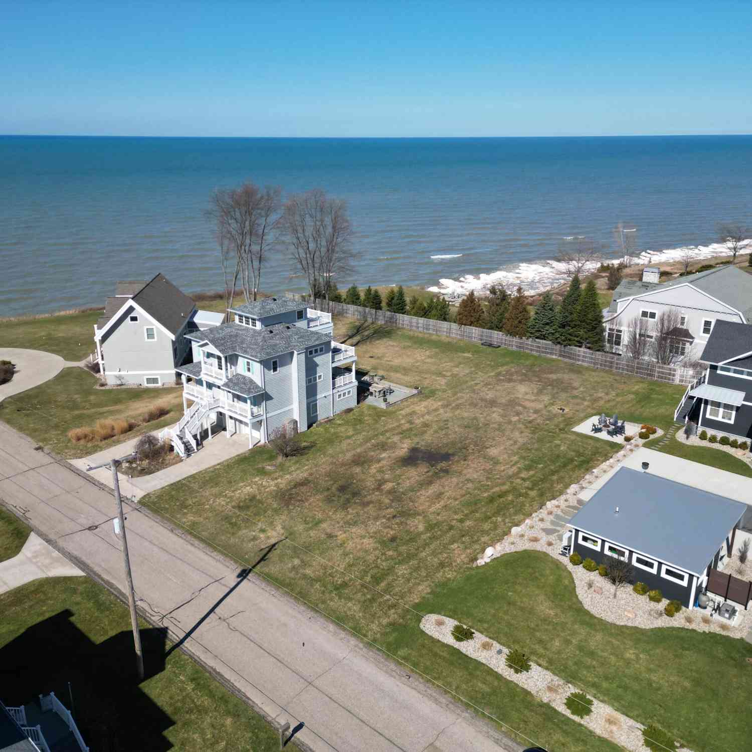 Vacant Land For Sale - 7251 Lakeview Avenue<br/> South Haven, MI 49090
