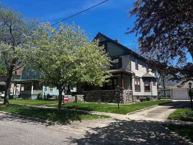 Homes For Sale - 192 Fremont Street<br/> Battle Creek, MI 49017