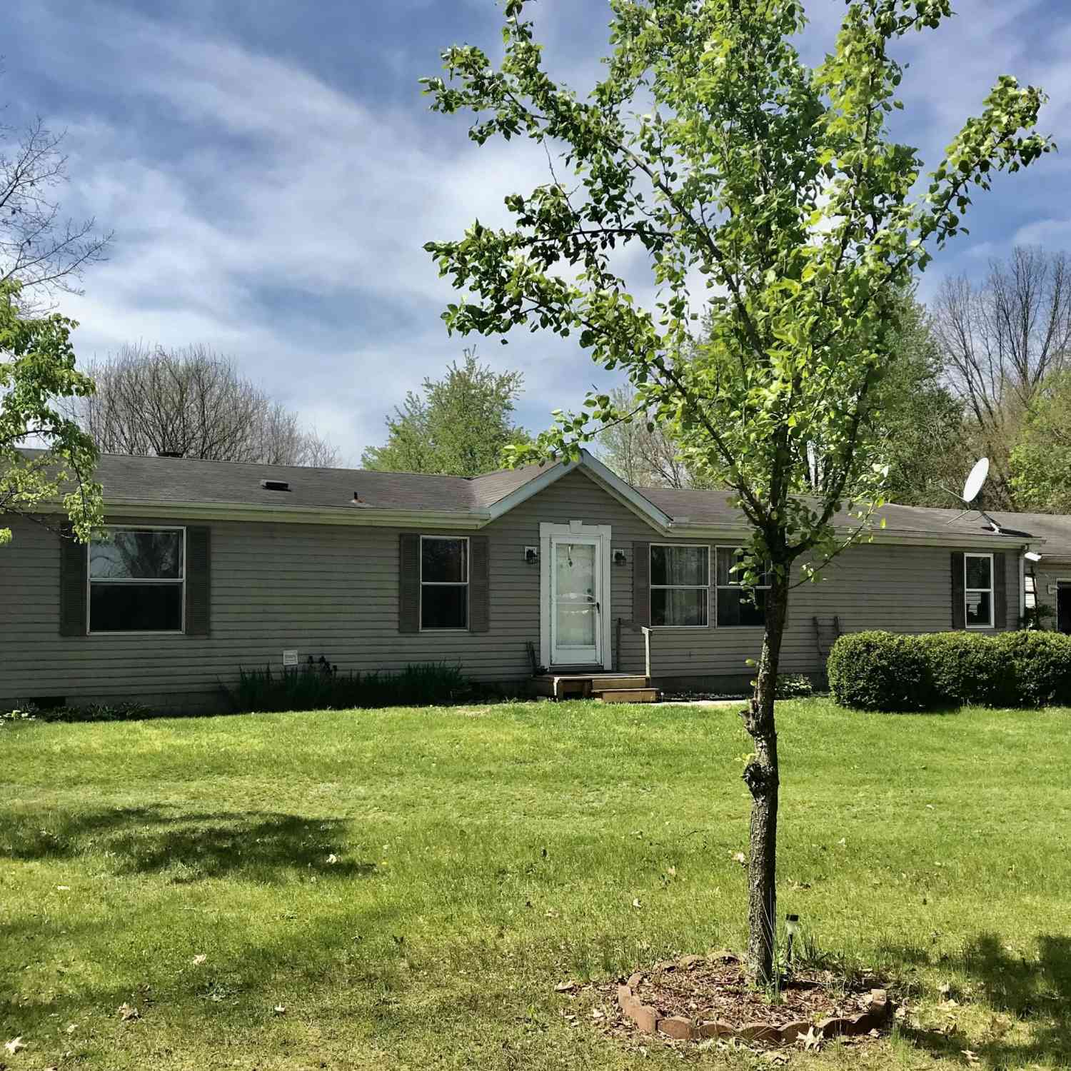 Mobile Home For Sale - 68976 Vistula Road<br/> White Pigeon, MI 49099