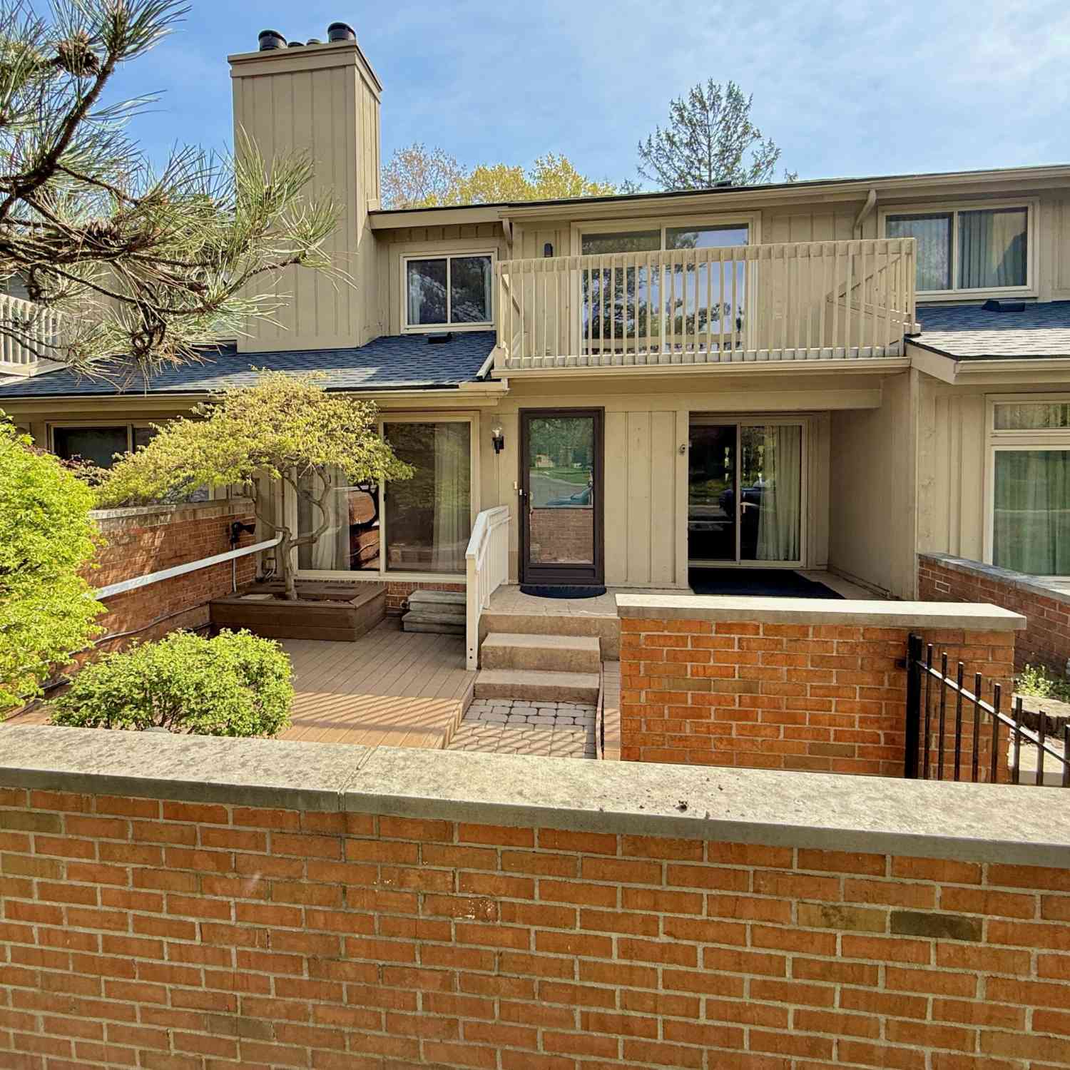 Condo For Sale - 1651 S Hill Boulevard<br/> Bloomfield Hills, MI 48304