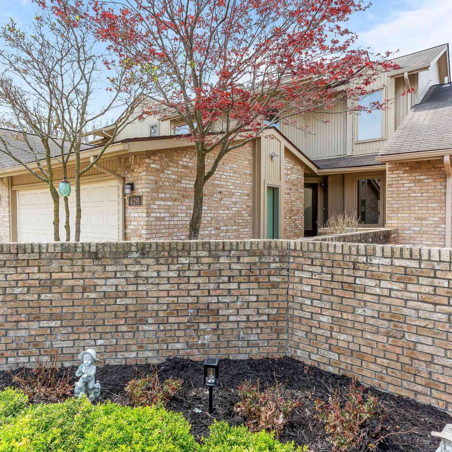 Condo For Sale - 4291 Foxpointe Drive #53<br/> West Bloomfield, MI 48323
