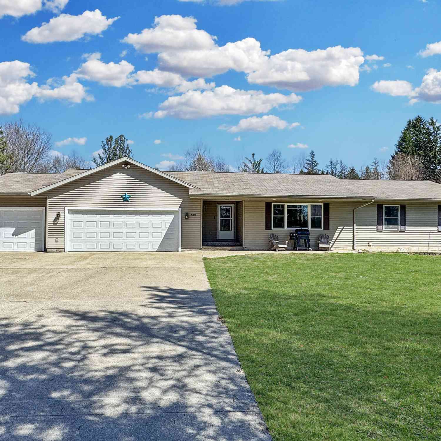 Homes For Sale - 5311 S 25 Road<br/> Boon, MI 49618