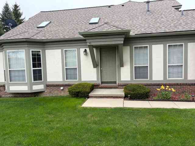Condo For Sale - 41488 Wild Turkey Lane<br/> Canton, MI 48188