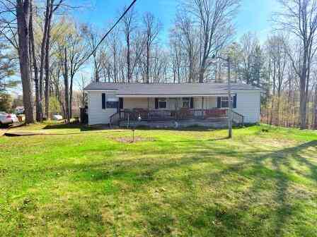 Mobile Home For Sale - 9236 Lake Drive<br/> Osceola County, Reed City, MI 49677