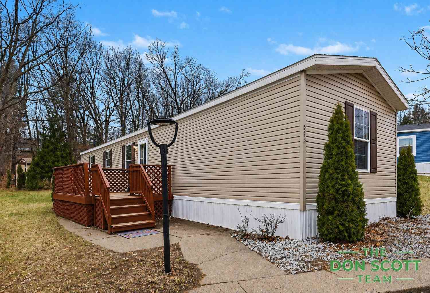 Mobile Home For Sale - 6913 Sandwood Street<br/> Rockford, MI 49341