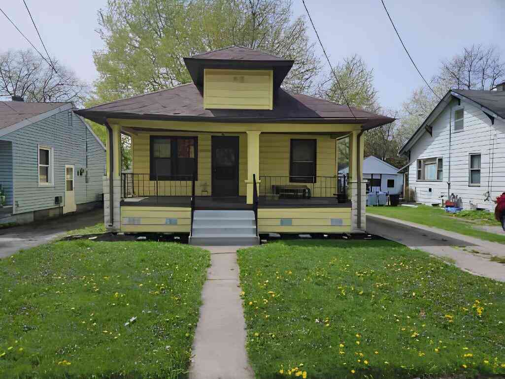 Homes For Sale - 2245 Taft Street<br/> Saginaw, MI 48602