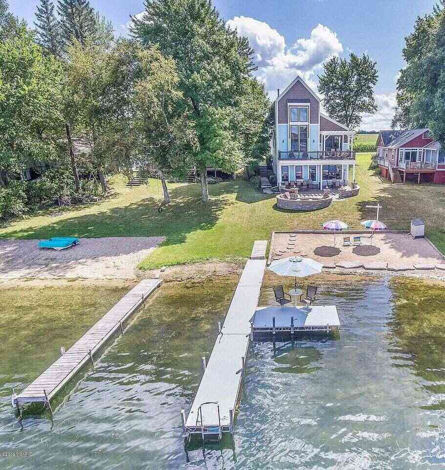 Homes For Sale - 13692 W Mcbride Road<br/> Coral, MI 49322