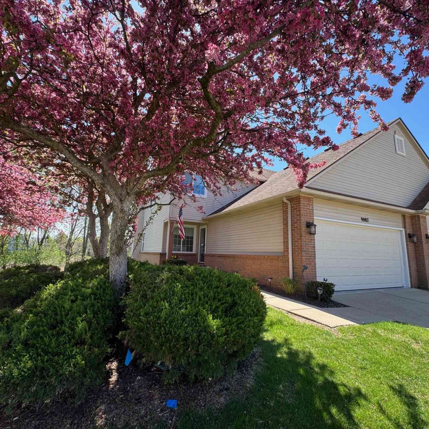 Condo For Sale - 9002 Pine Cove Drive<br/> Whitmore Lake, MI 48189