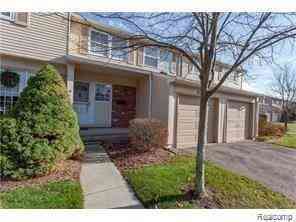 Condo For Rent - 5117 Buckingham Drive<br/> Troy, MI 48098