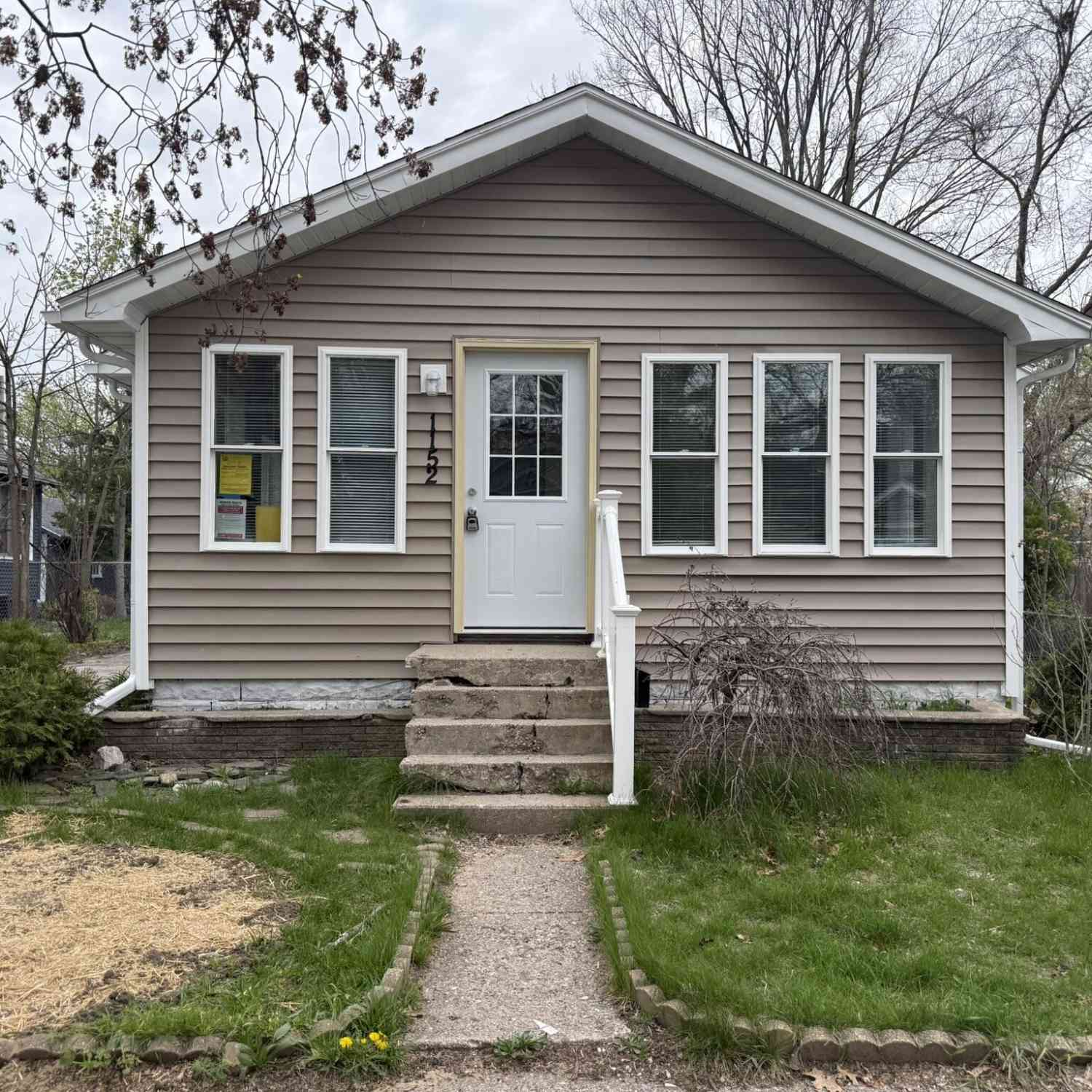 Homes For Sale - 1152 Kampenga Avenue<br/> Muskegon, MI 49442
