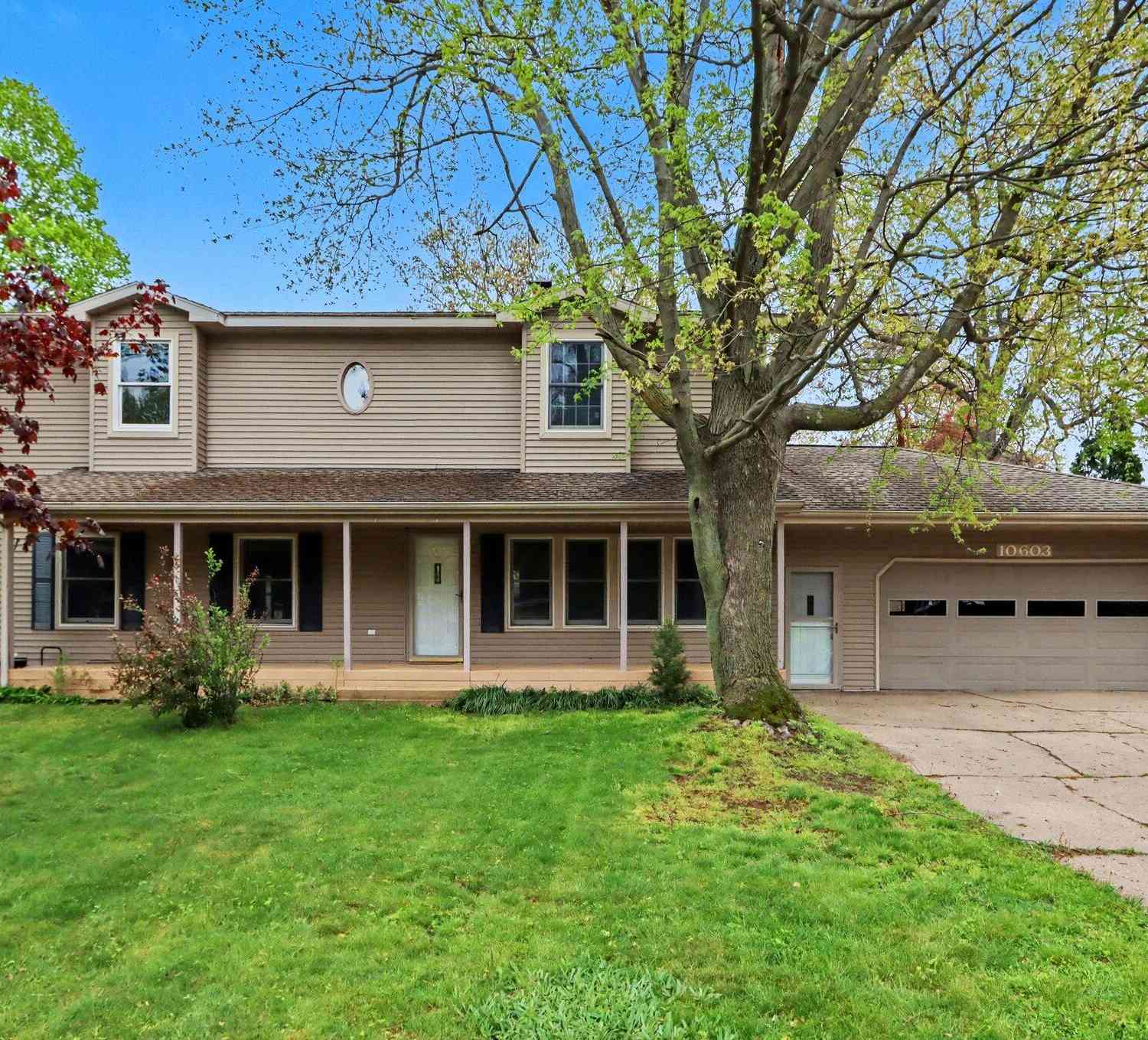 Homes For Sale - 10603 Sudan Street<br/> Portage, MI 49002