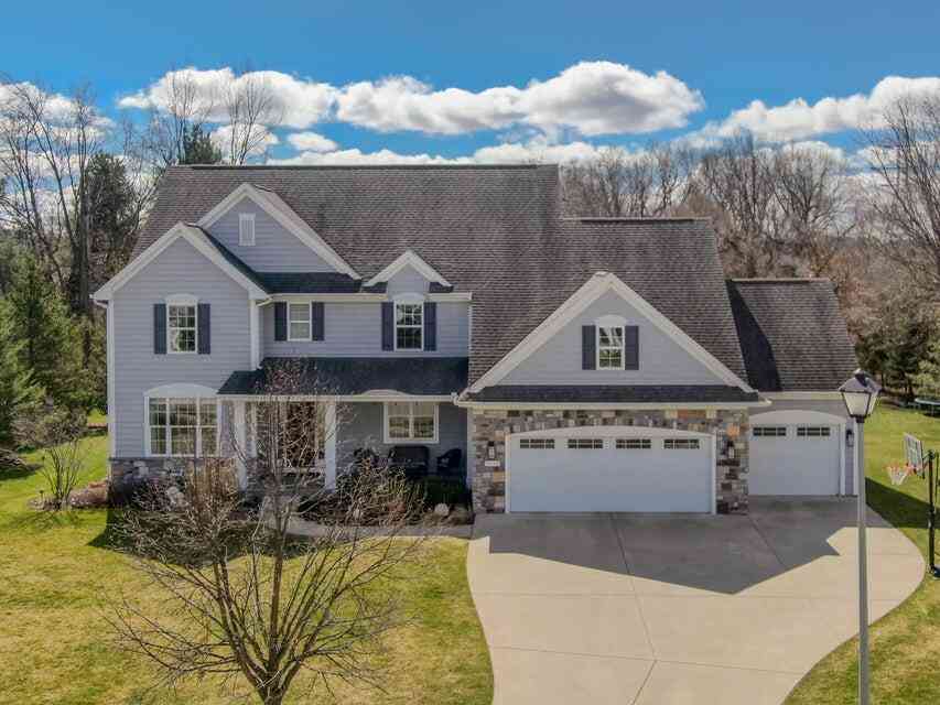Homes For Sale - 4019 Tullymore Pointe<br/> Portage, MI 49024