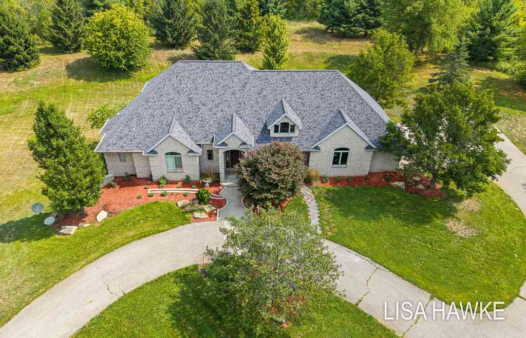 Homes For Sale - 10365 Cleveland Street<br/> Nunica, MI 49448