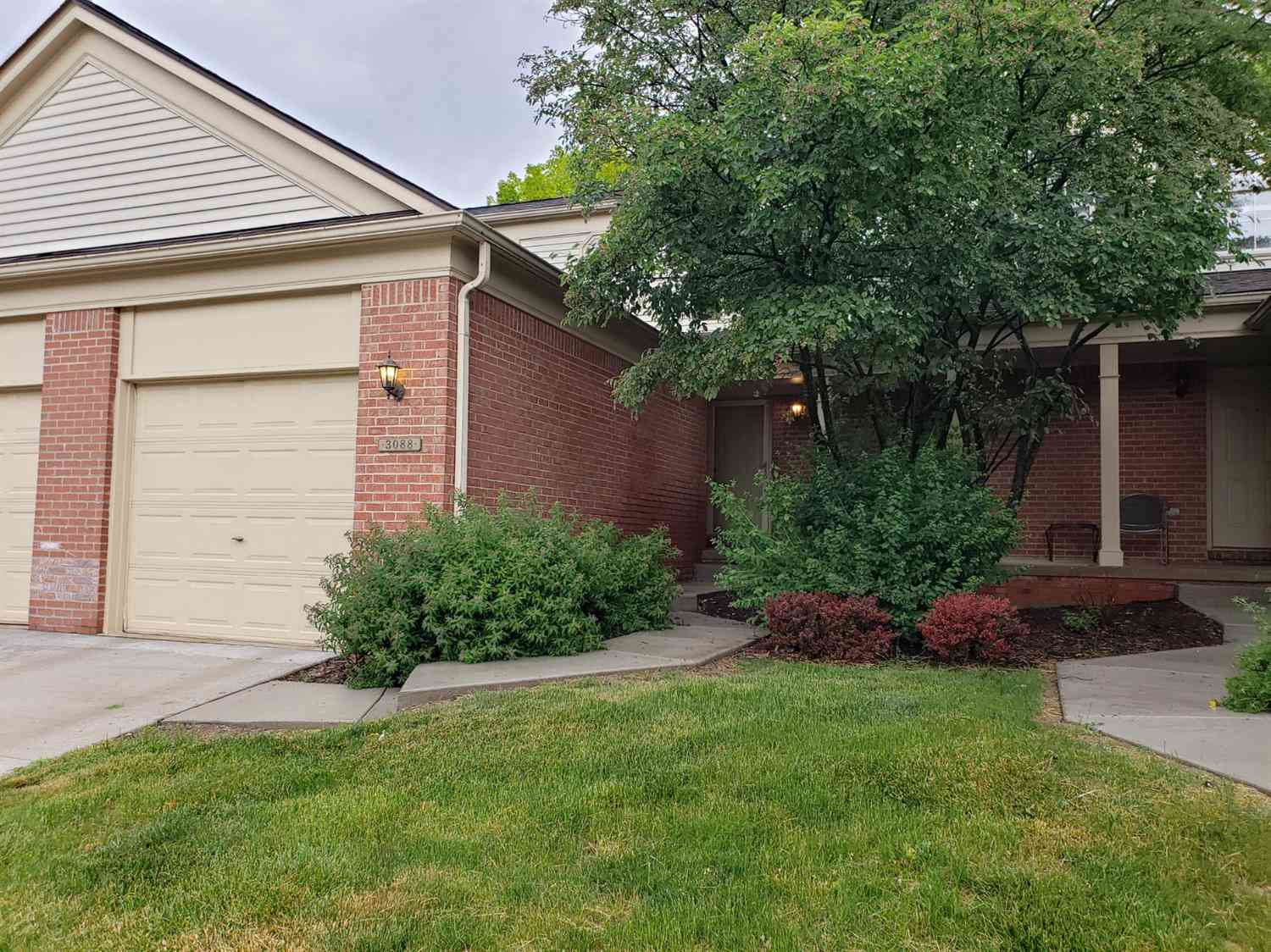 Condo For Rent - 3088 Village Circle<br/> Ann Arbor, MI 48108