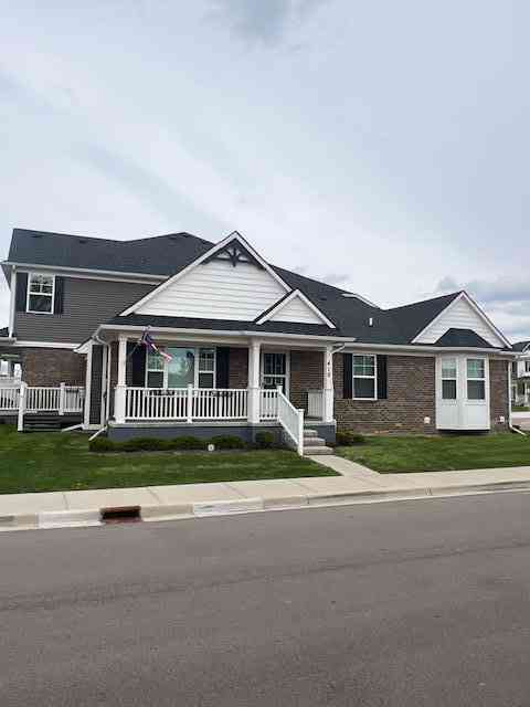 Condo For Sale - 410 Maple Cove Circle #1<br/> Saline, MI 48176