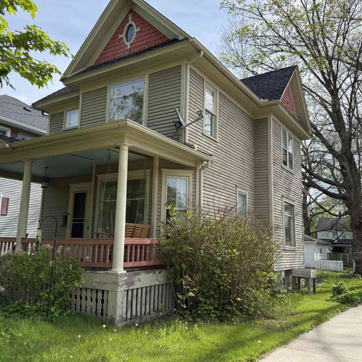 Homes For Sale - 210 N Kalamazoo Avenue<br/> Marshall, MI 49068