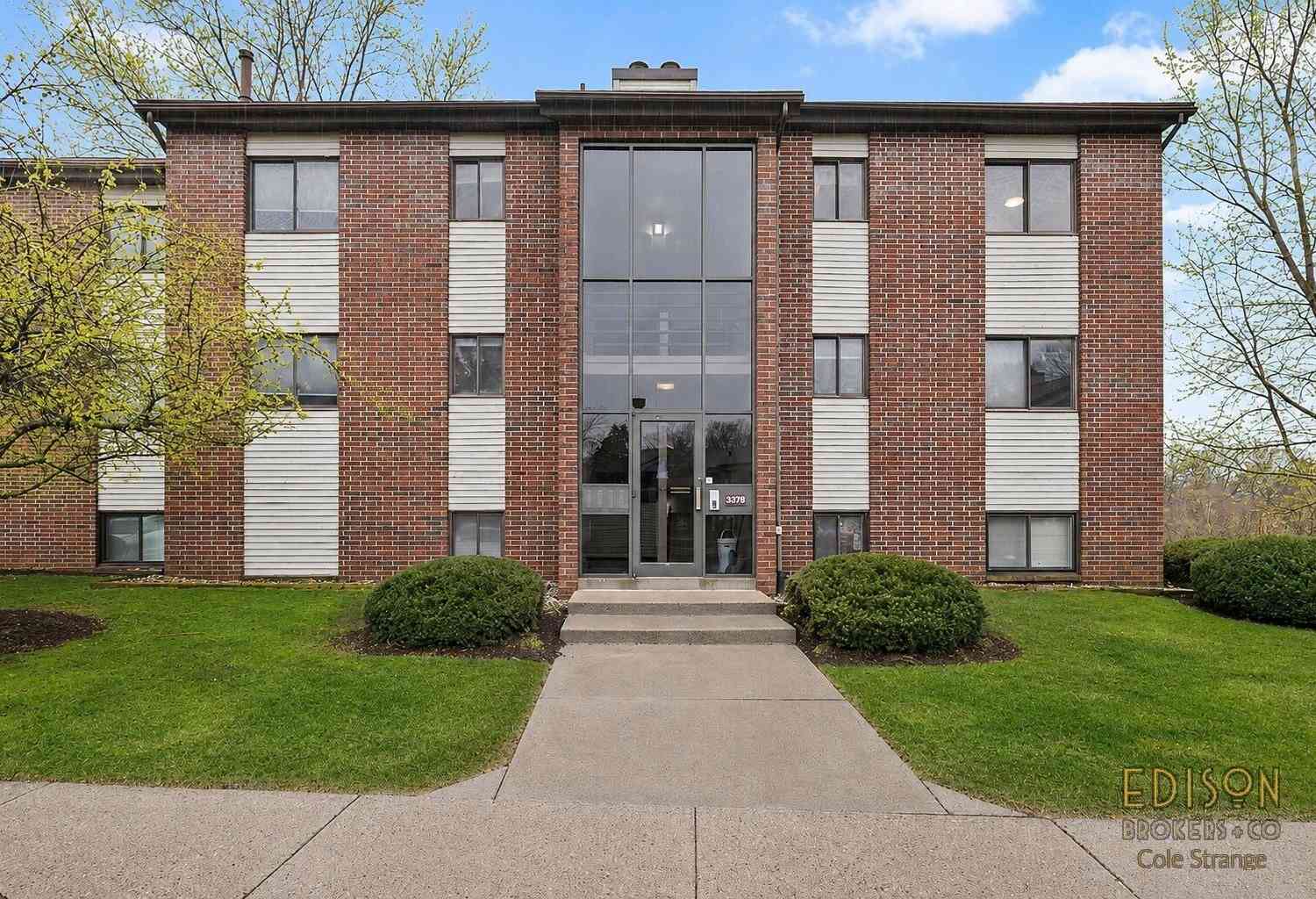 Condo For Sale - 3378 Devonwood Hills #F<br/> Grand Rapids, MI 49525
