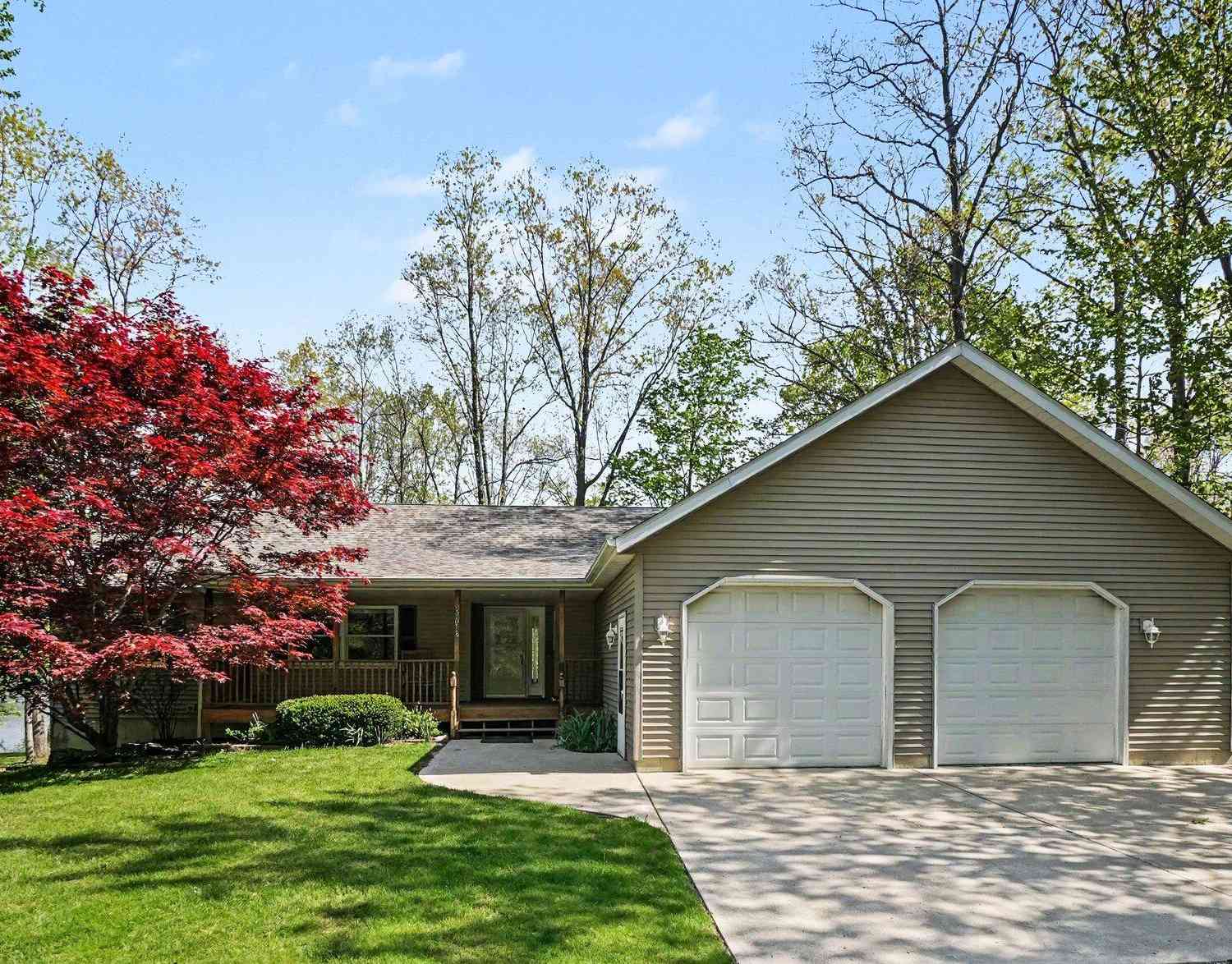 Homes For Sale - 32058 County Road 687<br/> Bangor, MI 49013