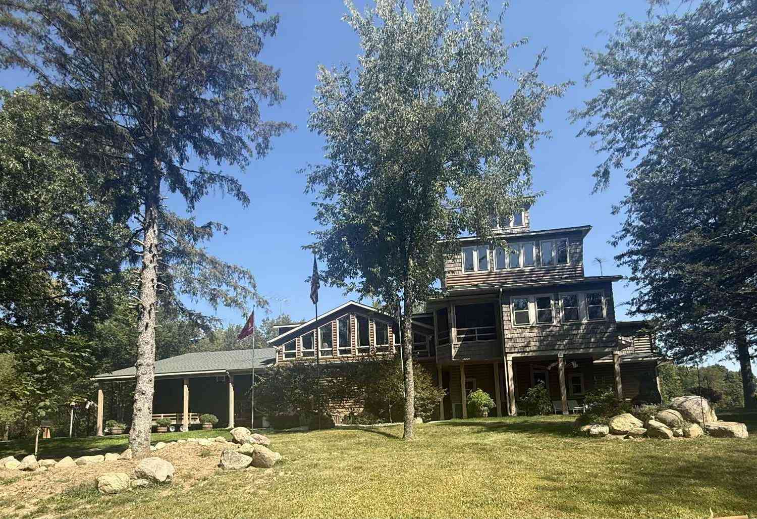 Homes For Sale - 781 Hopkins Road<br/> Lyons, MI 48851