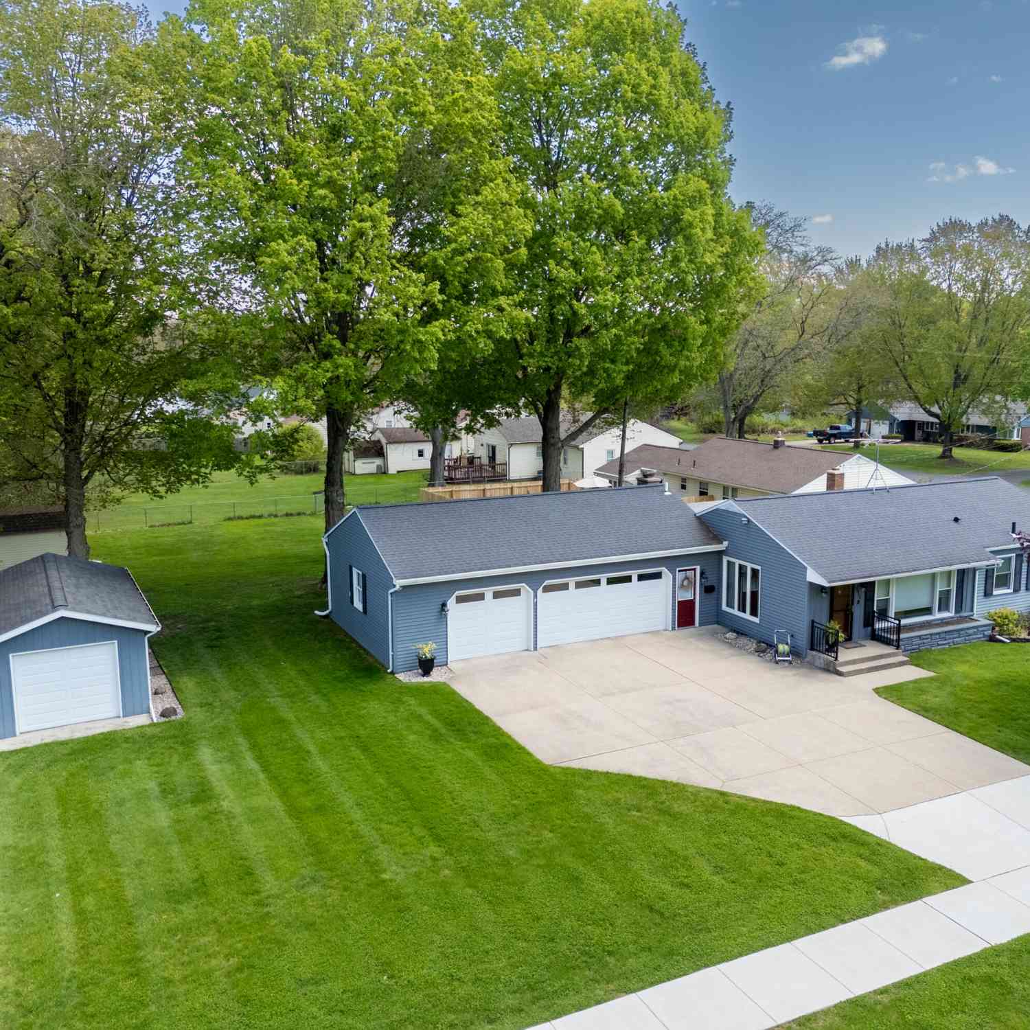 Homes For Sale - 1904 Seminole Street<br/> Kalamazoo, MI 49006