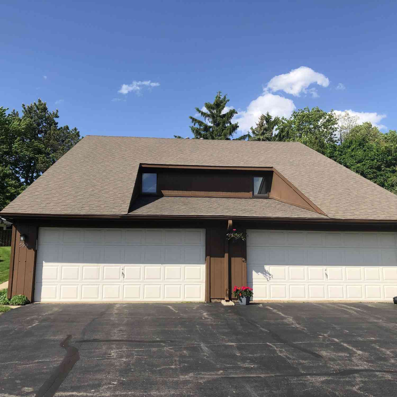 Condo For Sale - 599 Echo Court<br/> Saline, MI 48176