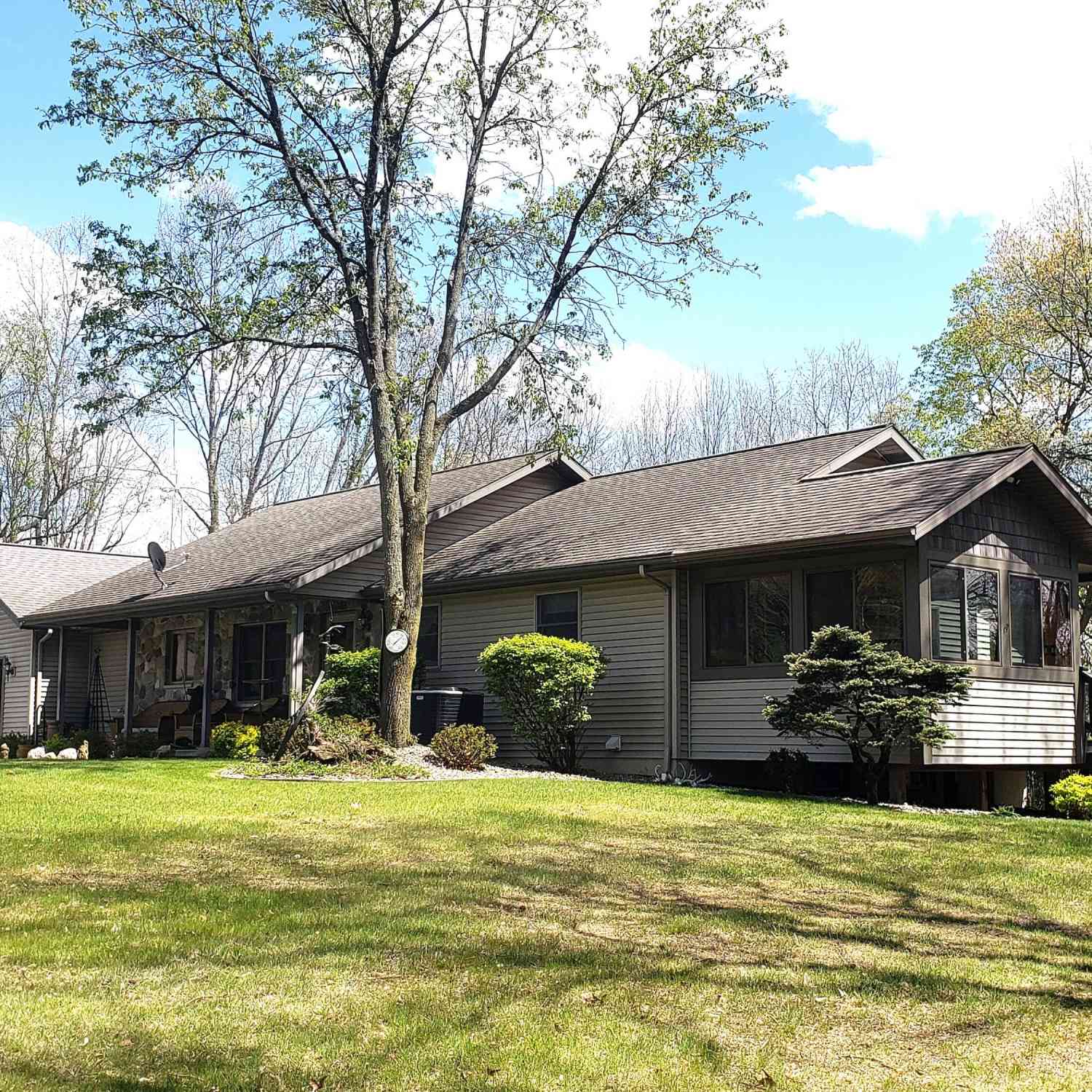 Homes For Sale - 1700 Hamilton Road<br/> Battle Creek, MI 49017