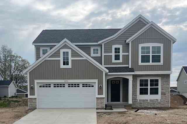 Homes For Sale - 670 Lincoln Lawns Drive<br/> Grand Rapids, MI 49534