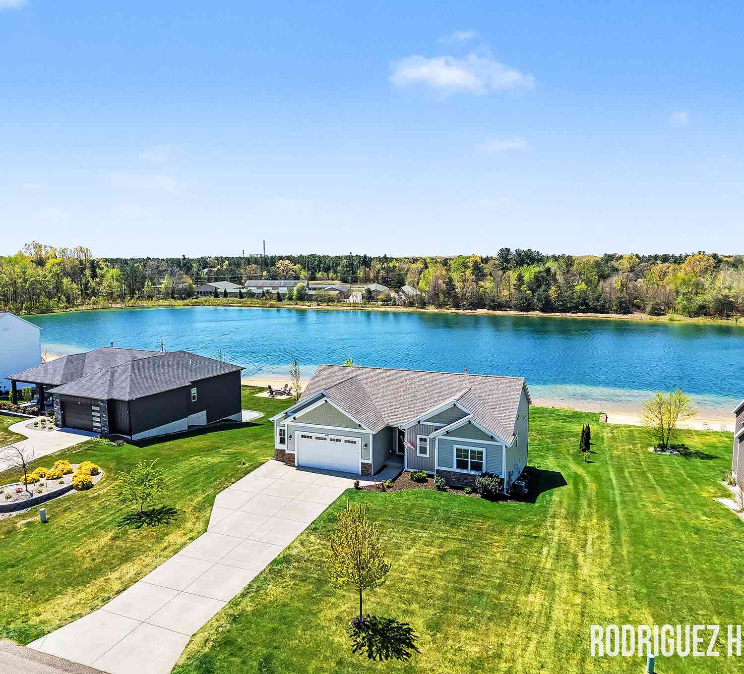 Homes For Sale - 9361 Shoreway Drive<br/> West Olive, MI 49460