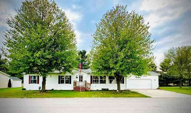 Mobile Home For Sale - 13633 Iris Lane<br/> Cedar Springs, MI 49319