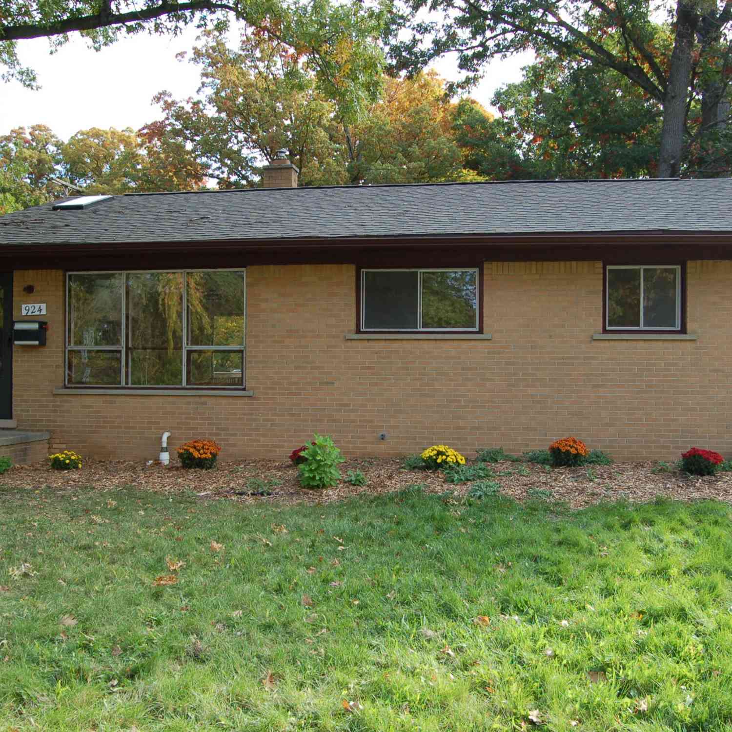 Homes For Rent - 924 N Maple Road<br/> Ann Arbor, MI 48103