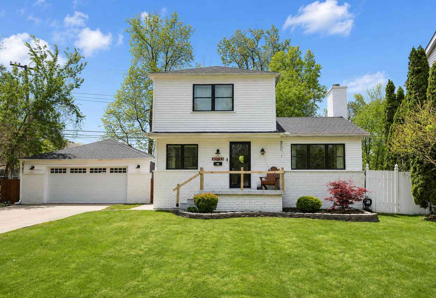 Homes For Sale - 30733 Elmwood Street<br/> Garden City, MI 48135