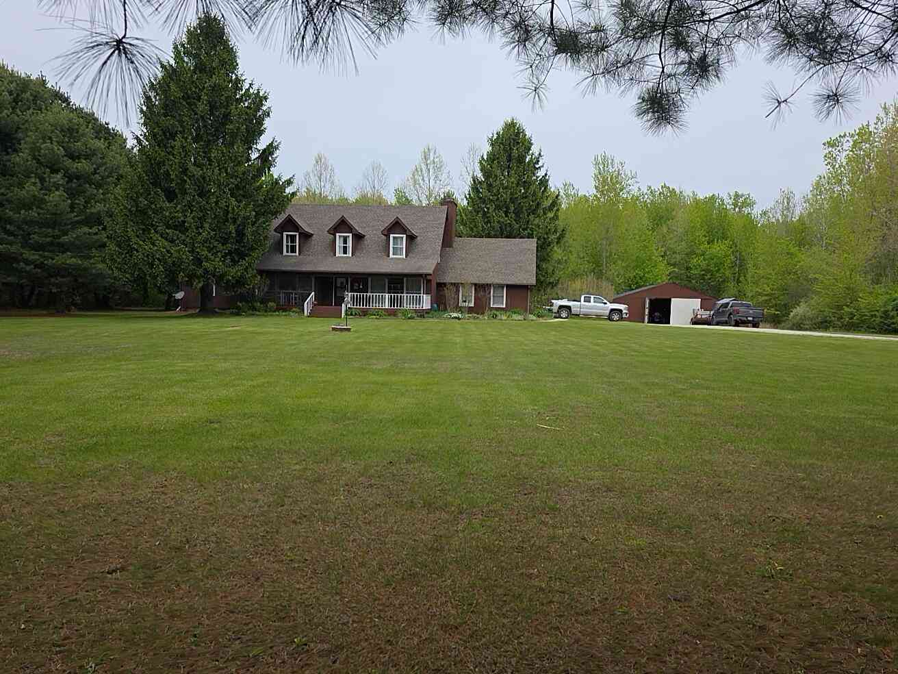 Homes For Sale - 14445 Darling Road<br/> Milan, MI 48160