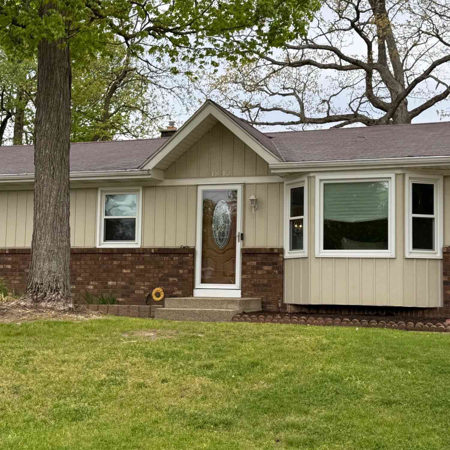 Homes For Sale - 4842 Bayview Avenue<br/> Wyoming, MI 49519