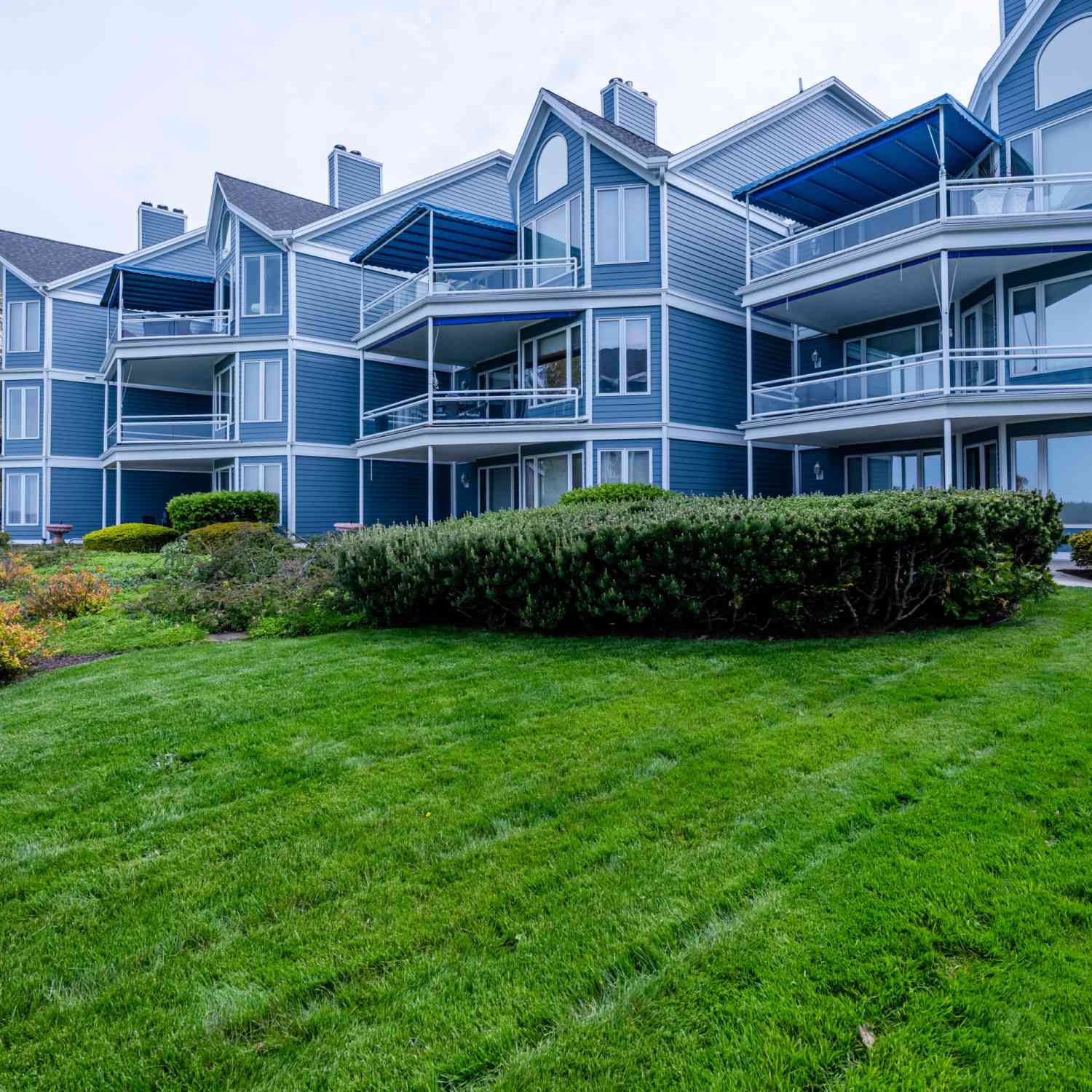 Condo For Sale - 4144 Ridge Road #8<br/> Berrien County, Stevensville, MI 49127