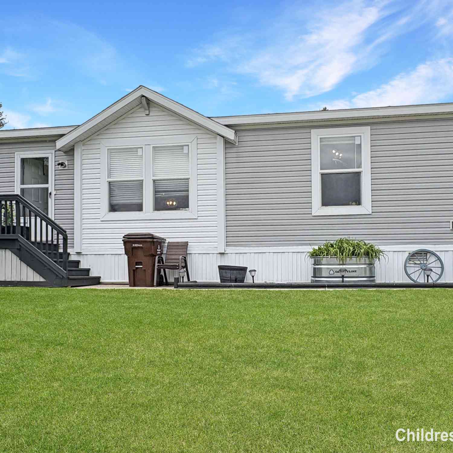 Mobile Home For Sale - 7265 Old Hickory Drive<br/> Belmont, MI 49306
